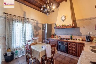 Chalet en venta en Zubia (La)