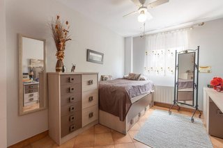 Casa pareada en venta en Gójar