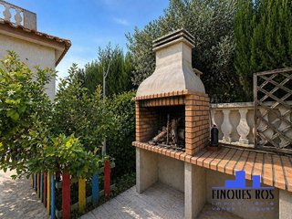 Casa adosada en venta en Cala del Puntal  en Vinaròs