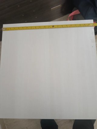 Cajonera pequeña de madera blanca