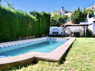 Chalet en venta en Montequinto en Dos Hermanas
