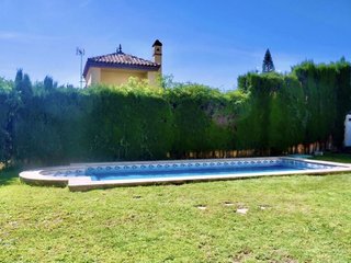 Chalet en venta en Montequinto en Dos Hermanas