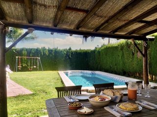 Chalet en venta en Montequinto en Dos Hermanas
