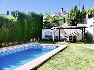 Chalet en venta en Montequinto en Dos Hermanas