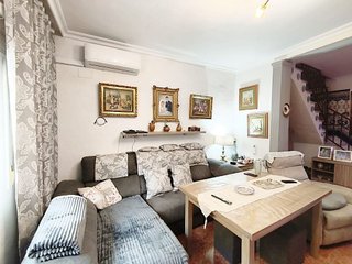 Casa adosada en venta en La Plata en Sevilla