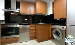 Piso en venta en Port Esportiu - Puig Rom - Canyelles en Roses