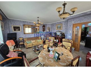 Casa adosada en venta en Valdepeñas