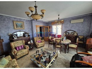 Casa adosada en venta en Valdepeñas