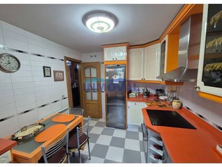 Casa adosada en venta en Valdepeñas