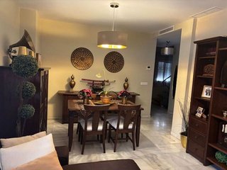 Casa adosada en venta en Colores - Entreparques en Sevilla
