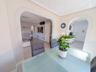 Chalet en venta en Monforte del Cid