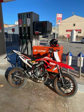 Moto 49cc Roja