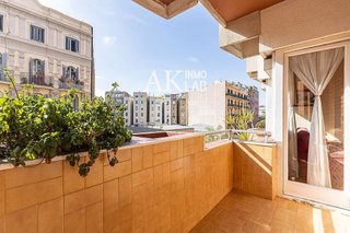 Piso en venta en El Poble Sec - Parc de Montjuïc en Barcelona