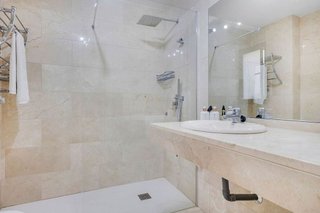Piso en venta en Torrequebrada en Benalmádena