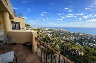 Piso en venta en Zona el Higuerón en Benalmádena