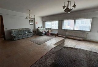 Piso en venta en Plaza España - Villa Pilar - Reyes Católicos - Vadillos en Burgos
