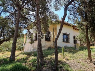 Chalet en venta en Vistahermosa en Alicante