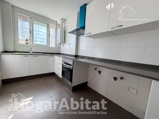 Casa adosada en venta en Benaguasil
