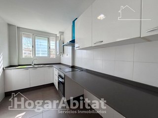 Casa adosada en venta en Benaguasil