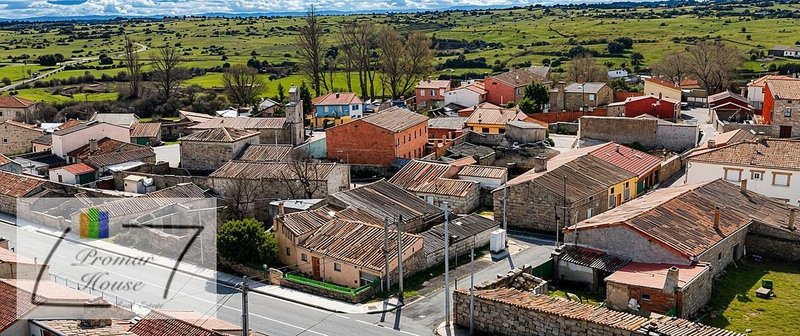 Casa pareada en venta en Cuatro Postes en Ávila