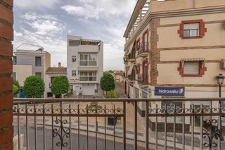 Casa adosada en venta en Ogíjares