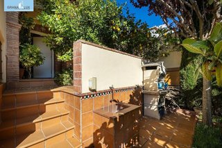 Chalet en venta en Zubia (La)