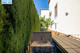 Chalet en venta en Zubia (La)