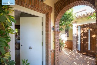 Chalet en venta en Zubia (La)