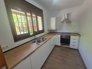 Chalet en venta en Vallirana