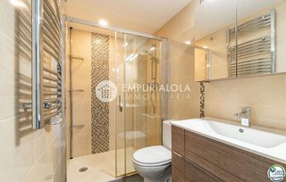 Piso en venta en Salatar en Roses