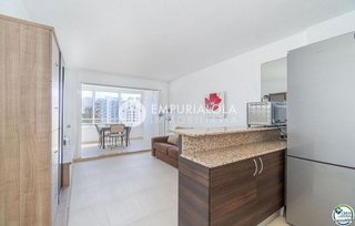 Piso en venta en Salatar en Roses