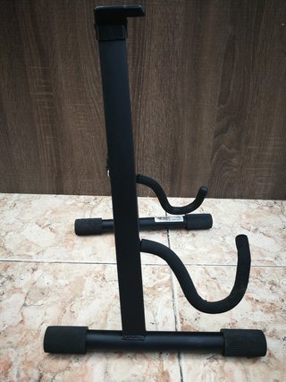 Instrumento Cuerda Soporte Negro