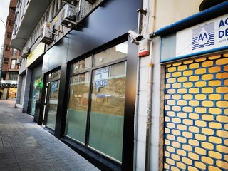 Local comercial en alquiler en Benalúa en Alicante