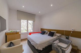Piso en venta en La Font de la Guatlla en Barcelona