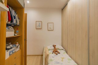 Piso en venta en La Font de la Guatlla en Barcelona