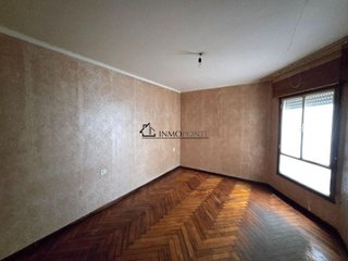 Piso en venta en Zona de Plaza de Barcelos en Pontevedra