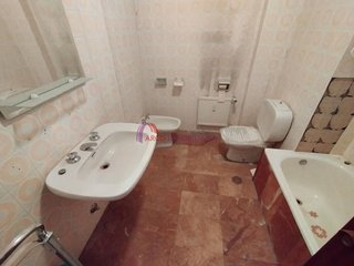Piso en venta en Plaza España - Villa Pilar - Reyes Católicos - Vadillos en Burgos