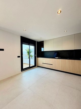Ático en venta en Parque Mediterráneo - Santa Paula en Málaga