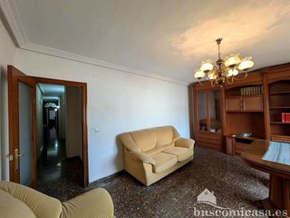Piso en venta en Linares