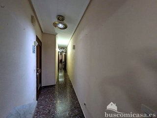 Piso en venta en Linares