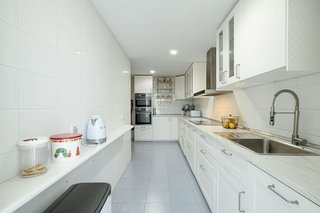Piso en venta en Nueva Andalucía centro en Marbella