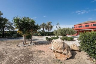 Chalet en venta en Las Bayas en Elche