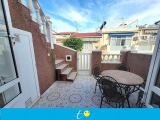Casa adosada en venta en La Siesta - El Salado - Torreta en Torrevieja