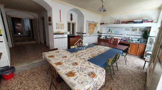 Casa en venta en Fernán-Núñez