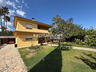 Chalet en venta en Ontinyent