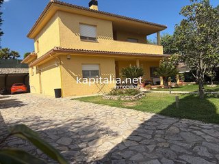 Chalet en venta en Ontinyent