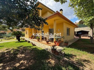 Chalet en venta en Ontinyent