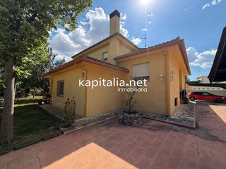 Chalet en venta en Ontinyent