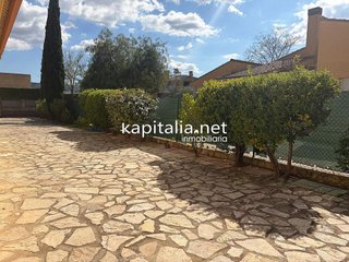 Chalet en venta en Ontinyent