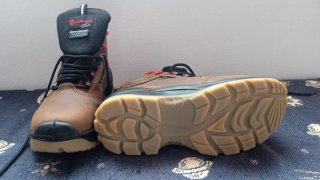 Botas Addeepi Shoes Marrones y Negras